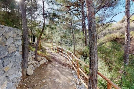 Смежная вилла на продажу в Беллапаисе