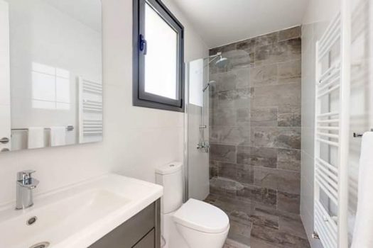 Смежная вилла на продажу в Беллапаисе