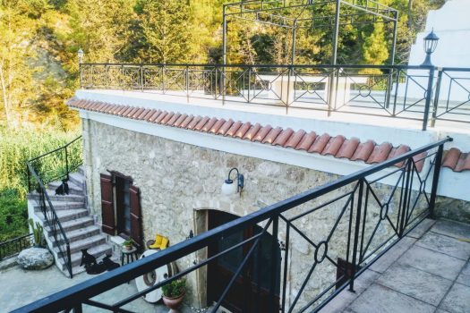 Вилла с 5 спальнями на продажу в Алсанджаке