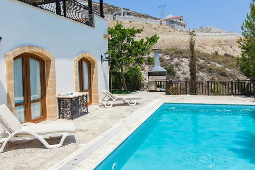 3 + 1 Вилла с бассейном на продажу в Алсанджаке