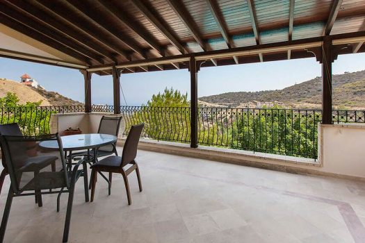 3 + 1 Вилла с бассейном на продажу в Алсанджаке