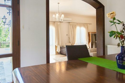 3 + 1 Вилла с бассейном на продажу в Алсанджаке