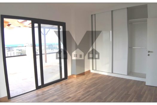 Продается Пентхаус в центре Кирении