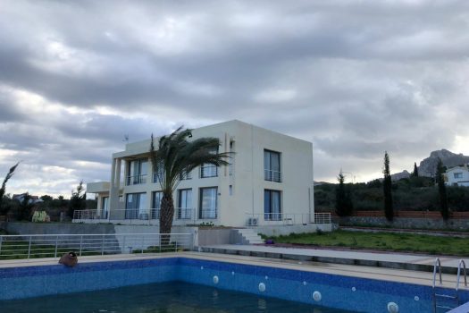 Продается комплекс из 4х зданий на Северном Кипре