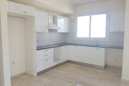 Продается 3 комнатная квартира в Кирении Центр