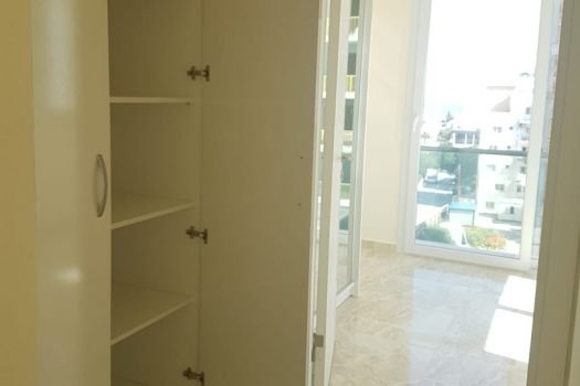 Продается 3 комнатная квартира в Кирении Центр