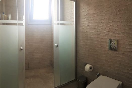 Продается 4 + 2 Современная вилла в Алсанджак, Гирне