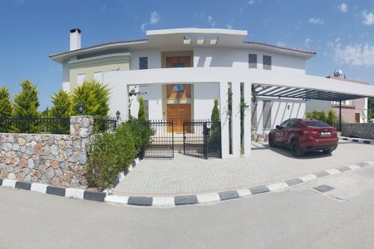 Продается 4 + 2 Современная вилла в Алсанджак, Гирне