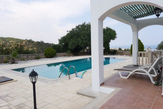 Вилла с 3 спальнями на продажу в Бахчели