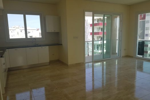 Продается 3 комнатная квартира в Кирении Центр