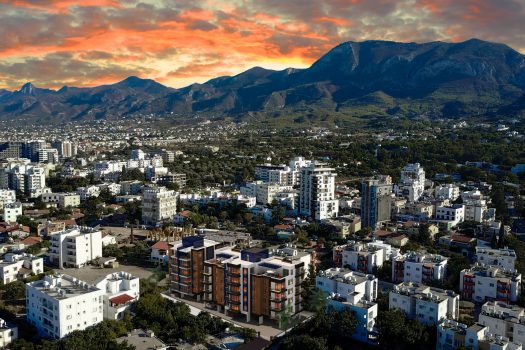 2+1 квартира на продажу в центре Кирении