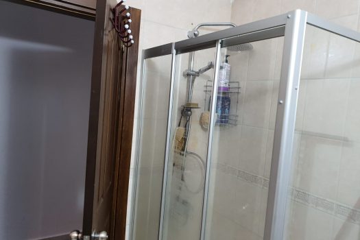 3-комнатная квартира на продажу в Центральной Кирении