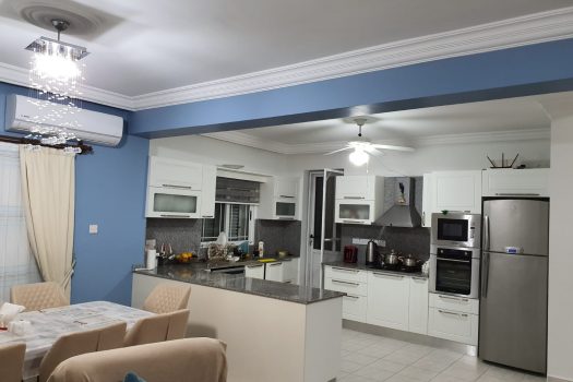 3-комнатная квартира на продажу в Центральной Кирении