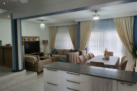 3-комнатная квартира на продажу в Центральной Кирении