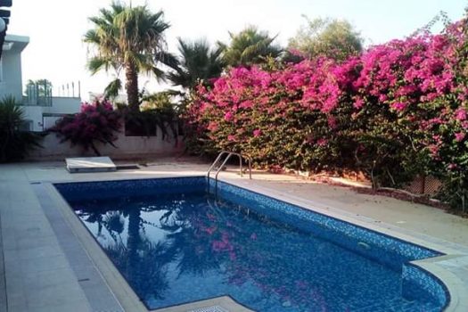 Продается 4 спальная вилла в Эсентепе / Кирения