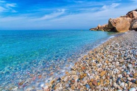 Продается 4 спальная вилла в Эсентепе / Кирения