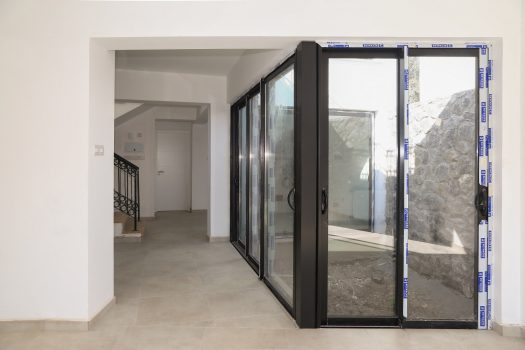 ПРОДАЕТСЯ ВИЛЛА С СУПЕР РОСКОШНЫМ БАССЕЙНОМ