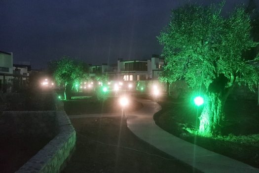 ПРОДАЕТСЯ ВИЛЛА С СУПЕР РОСКОШНЫМ БАССЕЙНОМ