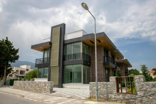 3+1 люксовая вилла на продажу в Алсанжаке, Кирения