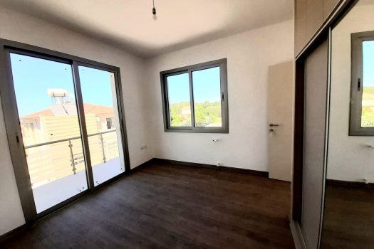 4+2 Вилла на продажу в Алсанжаке, Гирне