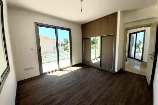 4+2 Вилла на продажу в Алсанжаке, Гирне