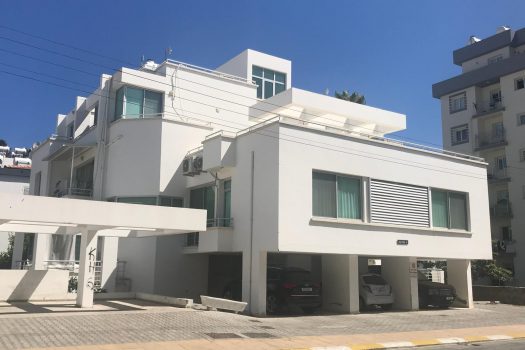 2+1 квартира в центре Кирении на продажу