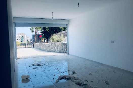 Великолепная вилла 4 + 1 на продажу в центре Кирении.