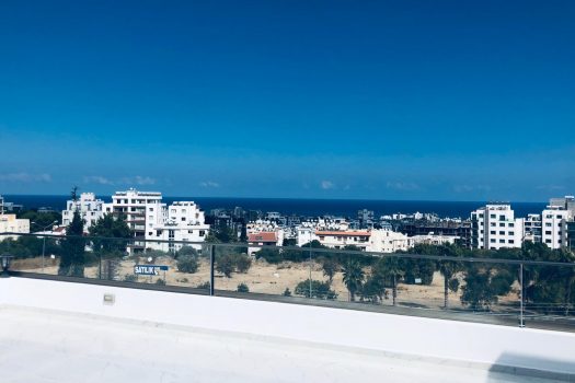 Великолепная вилла 4 + 1 на продажу в центре Кирении.