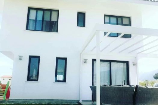 Продается красивая вилла 3 + 1 в Алсанджаке, Ешилтепе, готова к заселению!