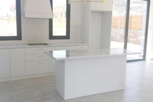 Продается красивая вилла 3 + 1 в Алсанджаке, Ешилтепе, готова к заселению!