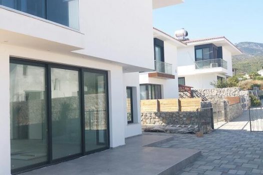 Продается красивая вилла 3 + 1 в Алсанджаке, Ешилтепе, готова к заселению!