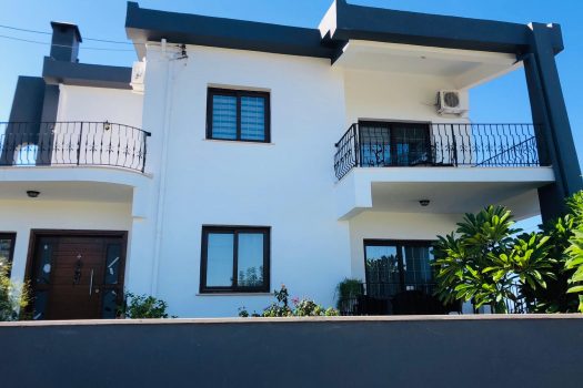 Вилла 4 + 1 на продажу в Озанкой. Вид на море и горы.